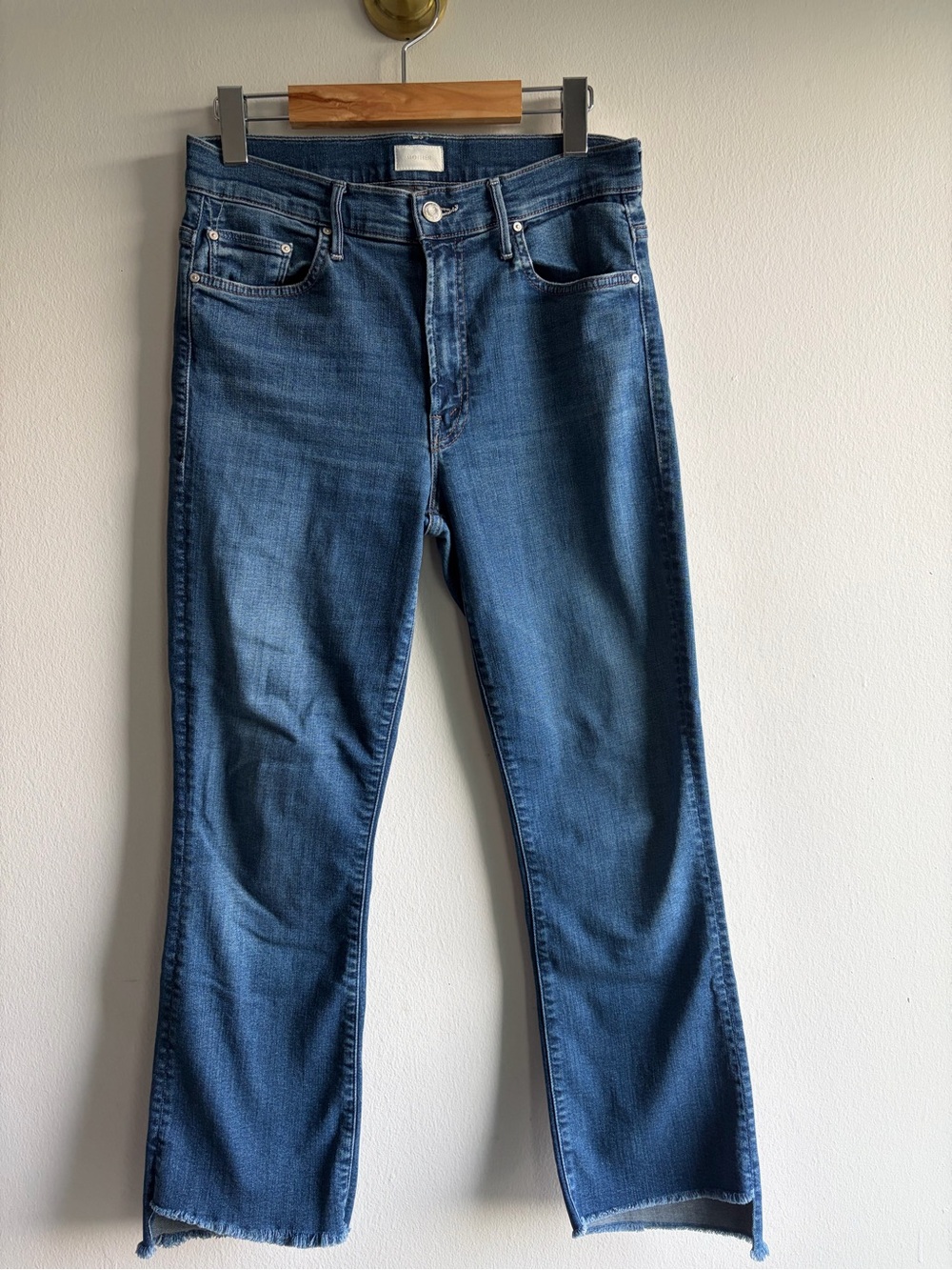 MOTHER The Insider Crop Step Fray Jeans in Medium Blue Wash